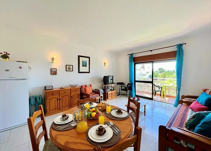 Albufeira Classic With Pool By Homing