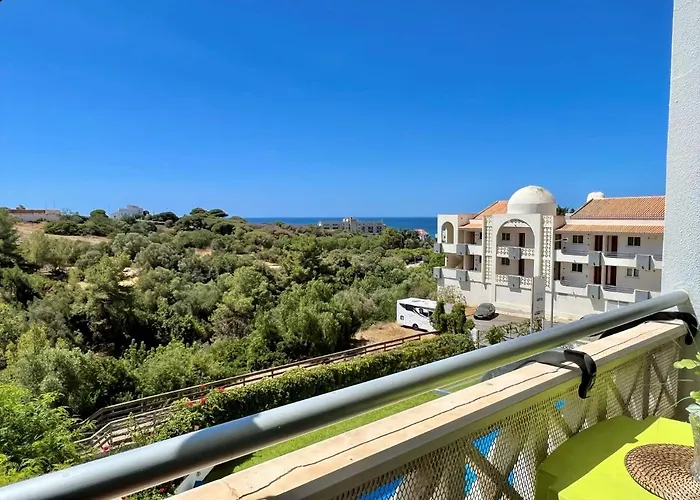Albufeira Classic With Pool By Homing