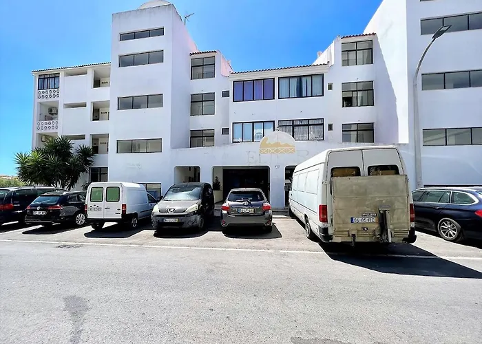 Albufeira Classic With Pool By Homing