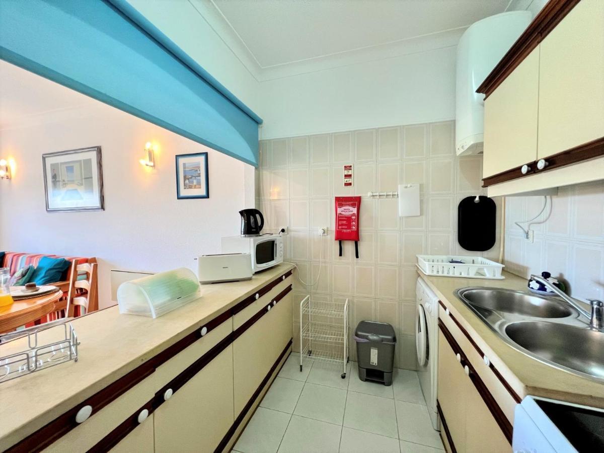 Apartment Classic With Pool By Homing