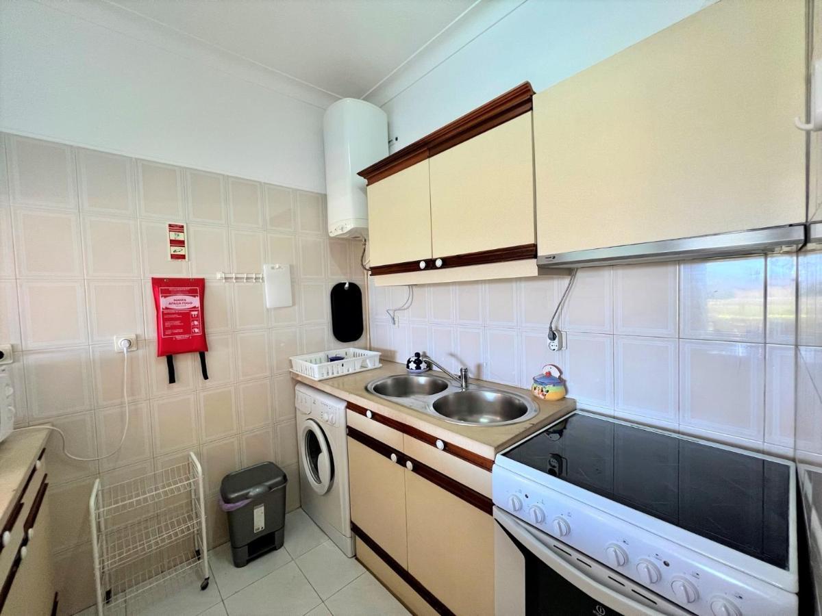 Classic With Pool By Homing Apartment *